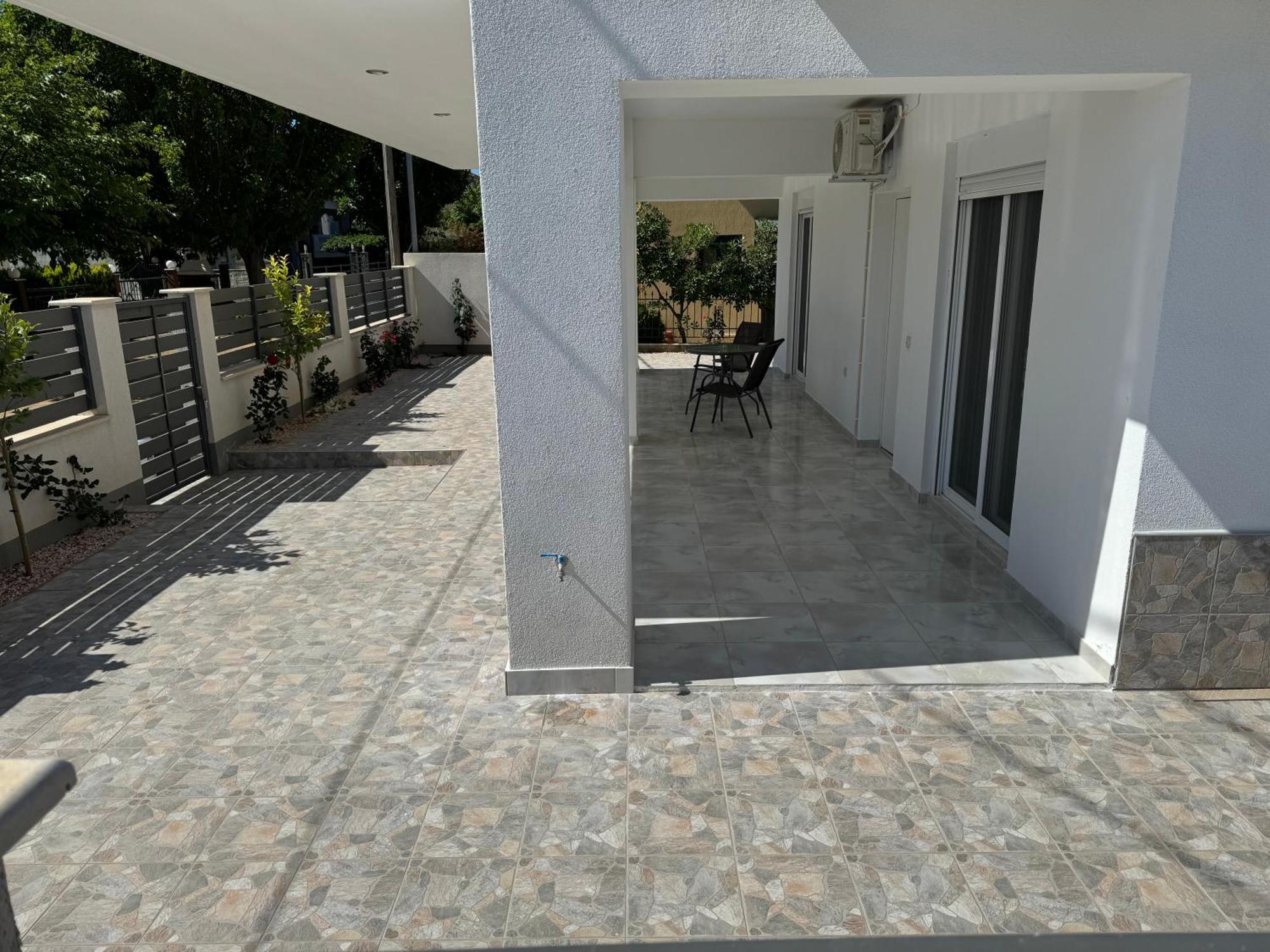 Adoniss Apartmentss Paralia Dionisiou Eksteriør billede